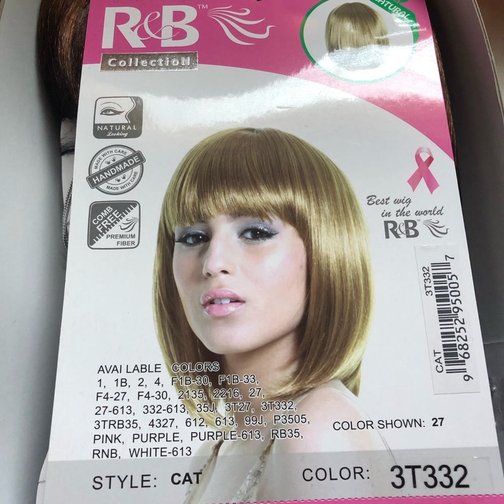 Natural looking wig.